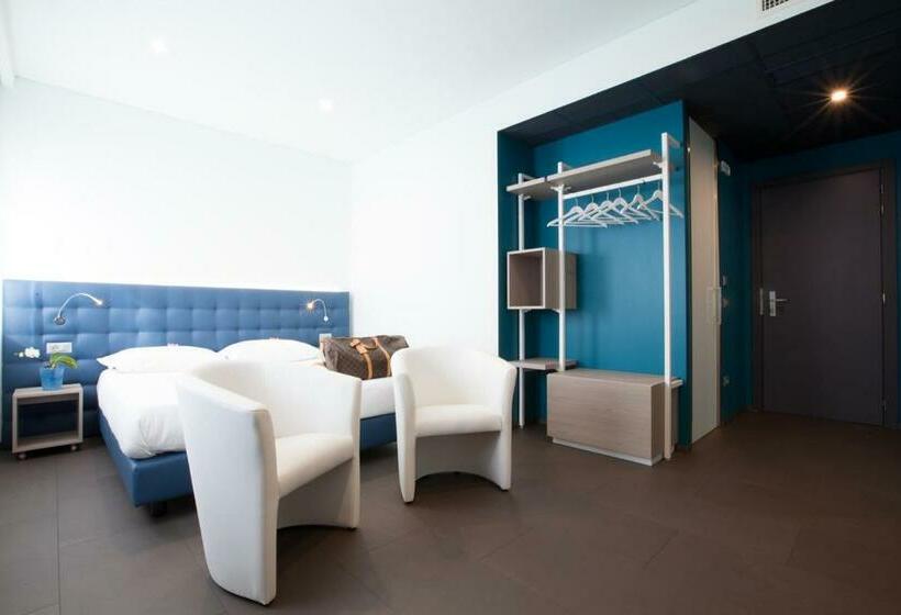 חדר דלוקס, Carnia