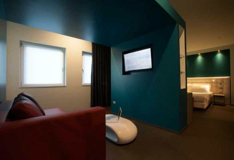 סוויטה, Carnia