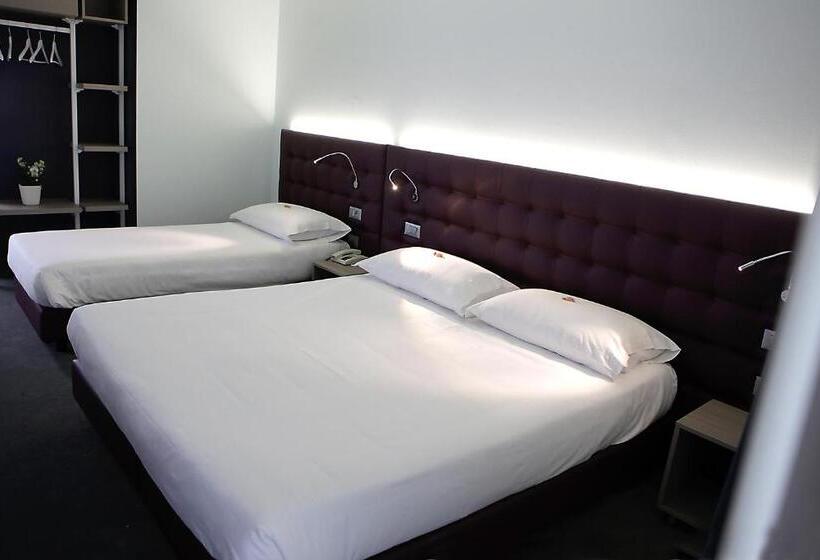 חדר סופריור, Carnia