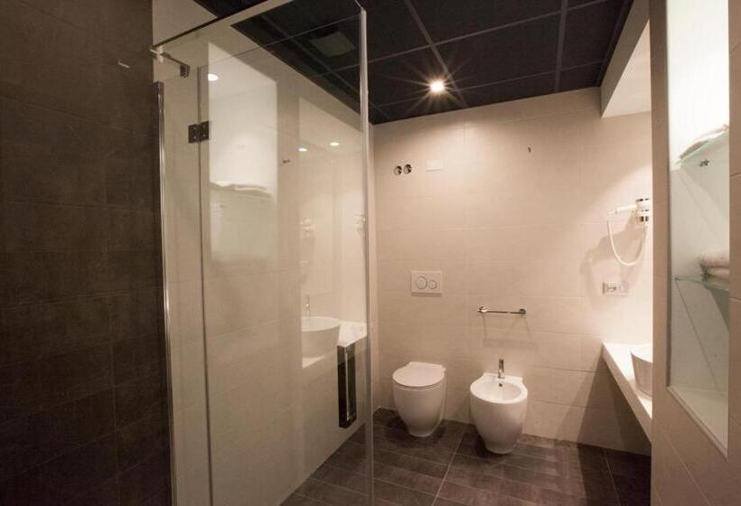 חדר דלוקס, Carnia