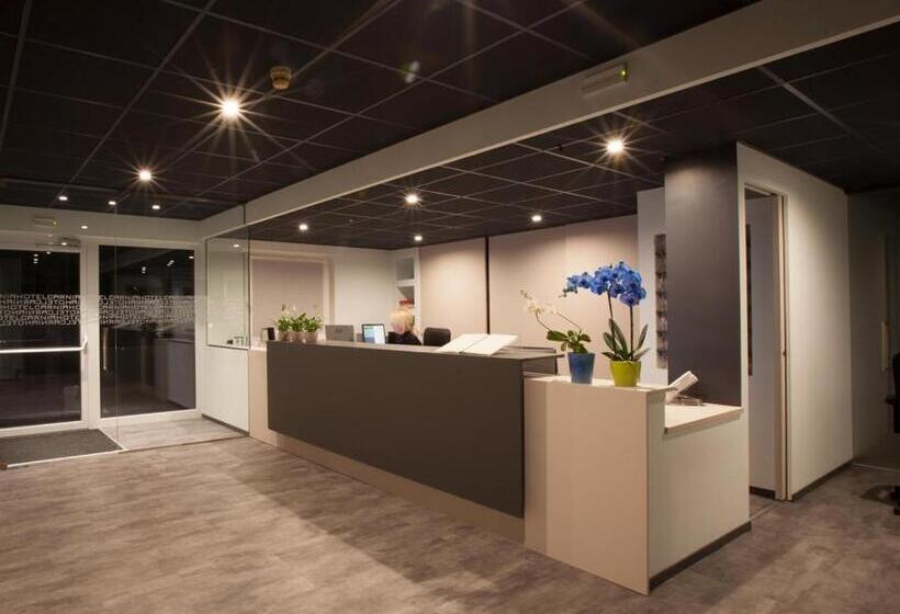 חדר דלוקס, Carnia