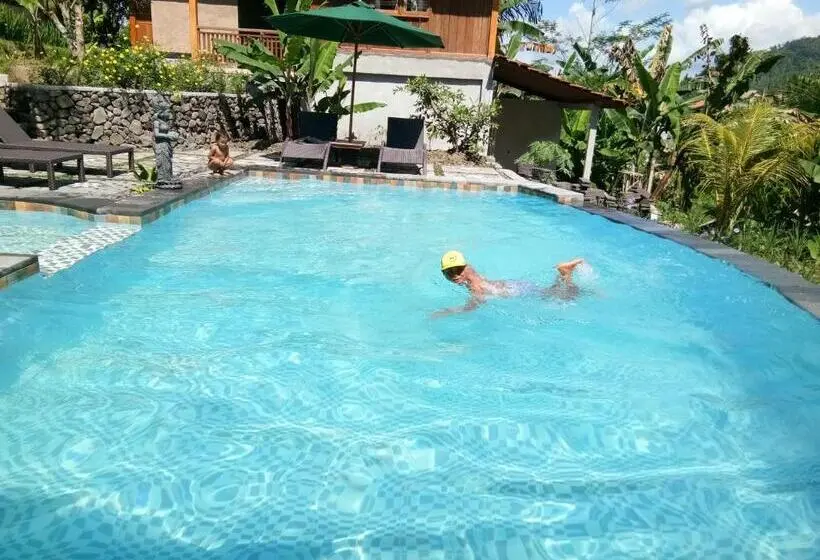 スタンダードルーム, Khrisna Hs And Cottages