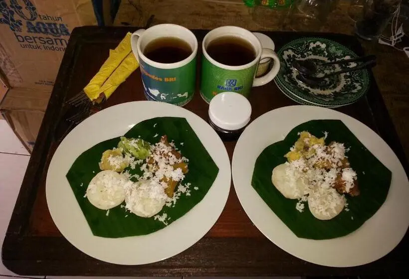 スタンダードルーム, Khrisna Hs And Cottages