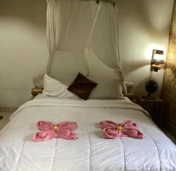 シングルデラックスルーム, Khrisna Hs And Cottages
