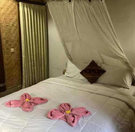 חדר דלוקס יחיד, Khrisna Hs And Cottages