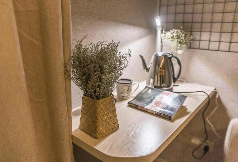 Номер Deluxe Кровать Кинг, Together Youth Hostel