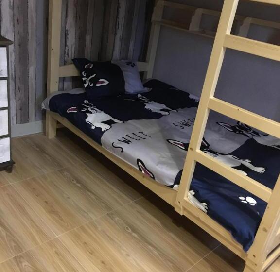 Люкс Дюплекс, Together Youth Hostel