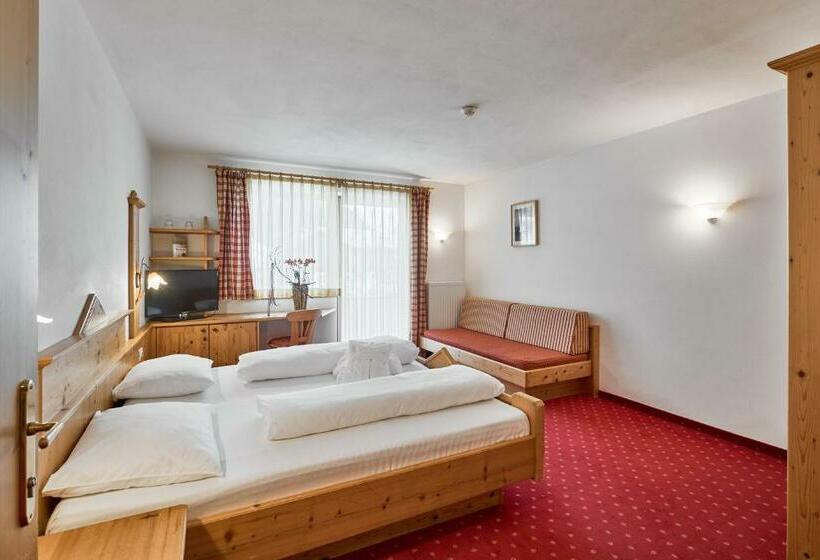 バルコニー付きスタンダードルーム, Wellness Sporthotel Ratschings