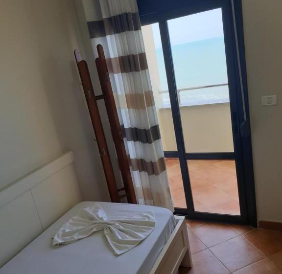 آپارتمان 1 خوابه با چشمانداز دریا, Joel Residence