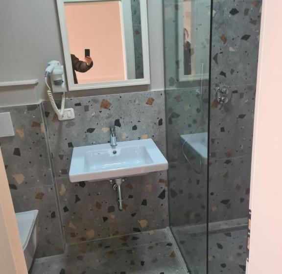 آپارتمان 1 خوابه با بالکن, Joel Residence