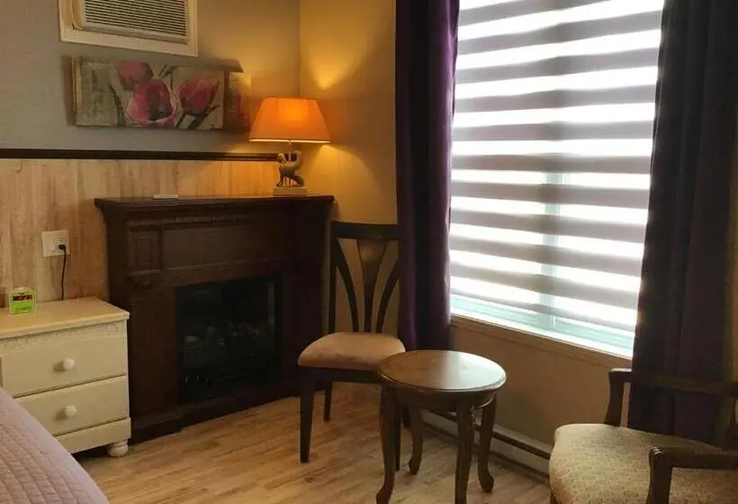 اتاق راحتی با چشم‌انداز دریا, Petit Hôtel Amara