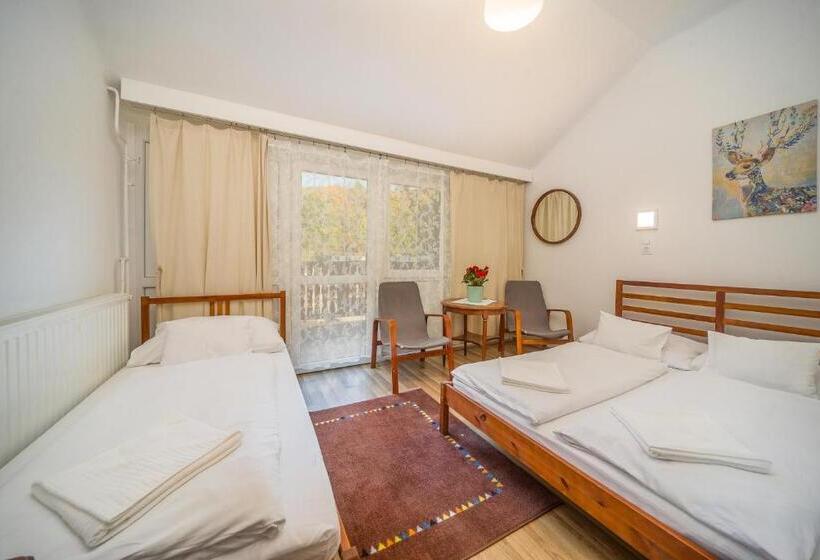 חדר משפחתי, Lipicai Hotel és étterem