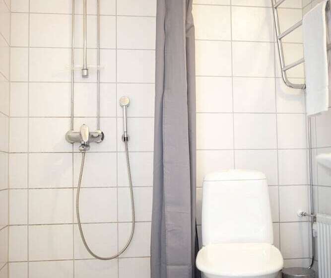 스탠다드 스튜디오, Strandnäs Hotell