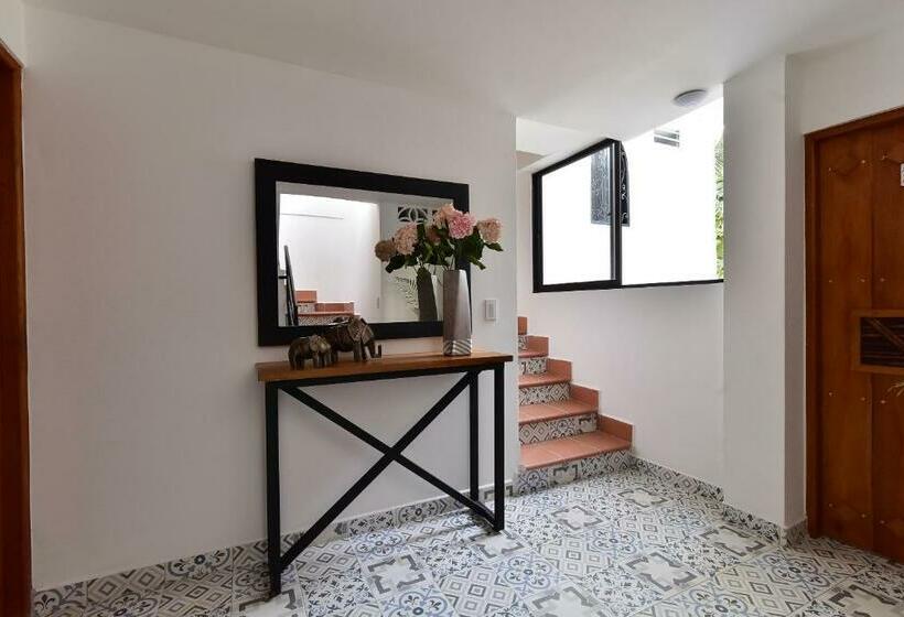 Студия Стандарт, Aldea Bella Boutique