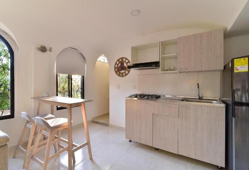 Студия Стандарт, Aldea Bella Boutique