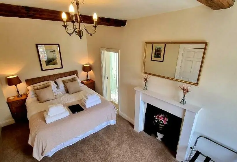 キングサイズベッドのデラックスルーム, Antlers Bed And Breakfast