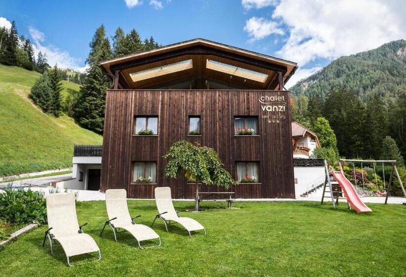标准工作室, Chalet Vanzi