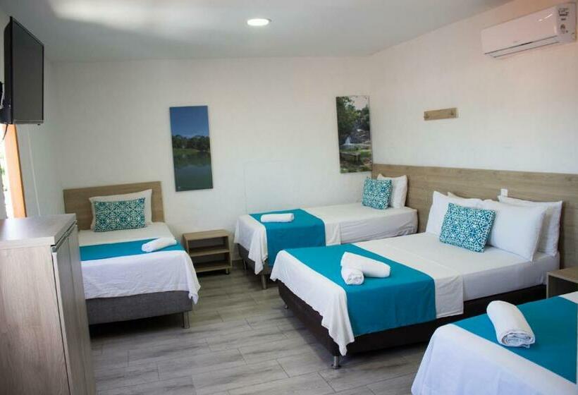 家庭间, Aldea Plaza