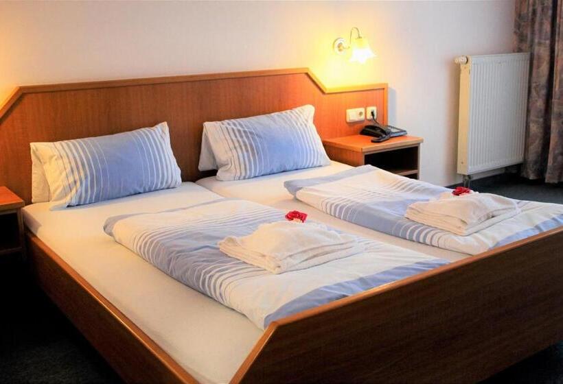 Номер Стандарт, Waldhotel Feldbachtal