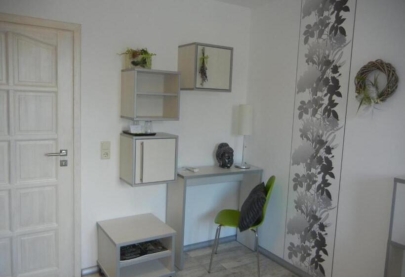 Номер Комфорт, Gutshof Zum Adlernest