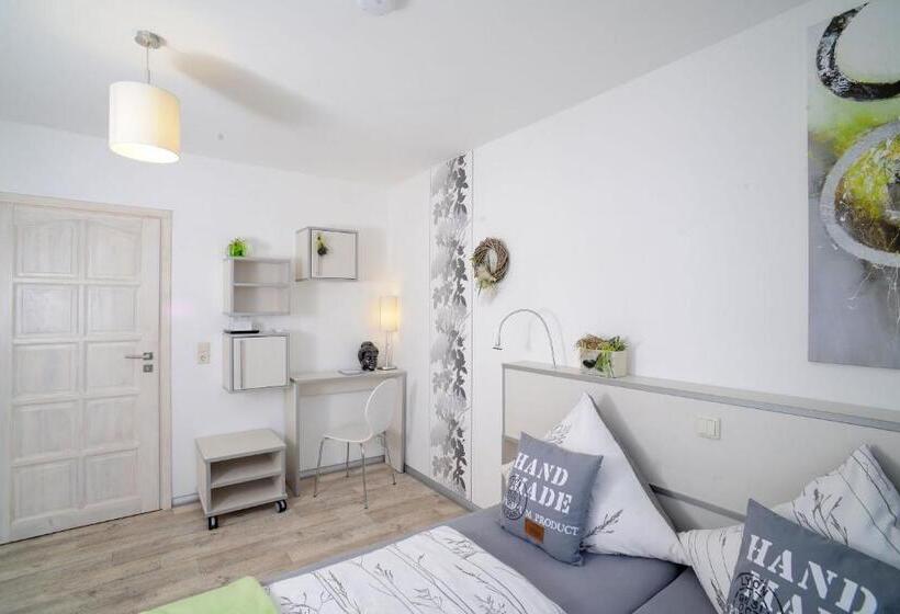 Номер Комфорт, Gutshof Zum Adlernest