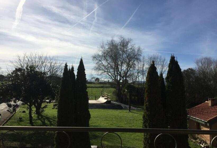 غرفة قياسية مزوَّدة بتراس, Somo Surfskate Hostel