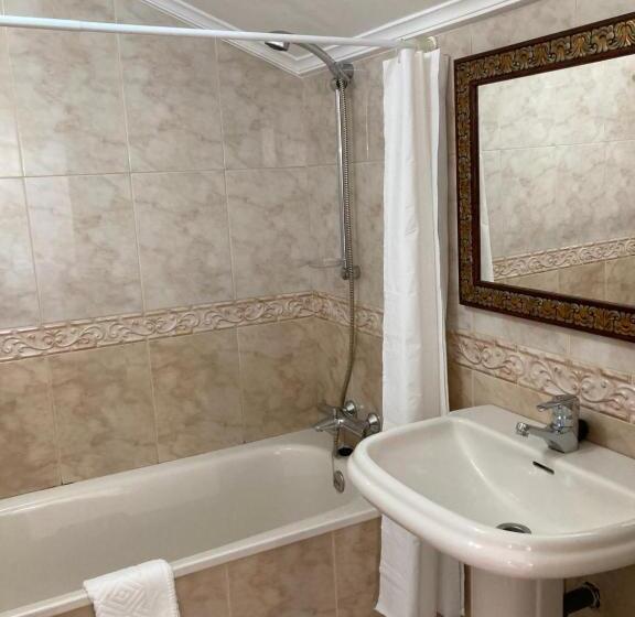 غرفة قياسية رباعية, Somo Surfskate Hostel