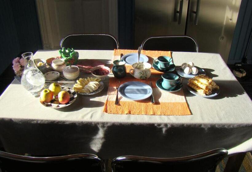 Трехместный Номер Стандарт Совместная Ванная, Wonderful Home