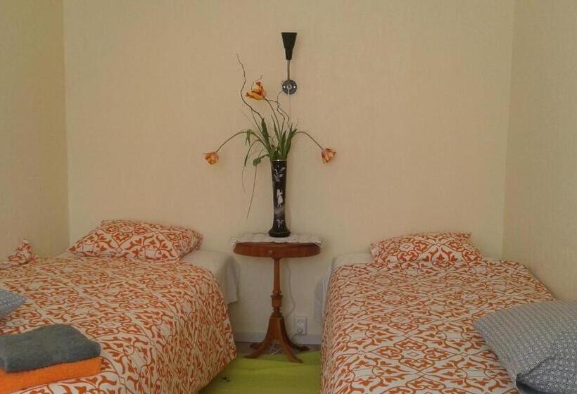 Трехместный Номер Стандарт Совместная Ванная, Wonderful Home