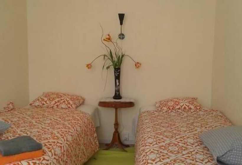 Трехместный Номер Стандарт Совместная Ванная, Wonderful Home