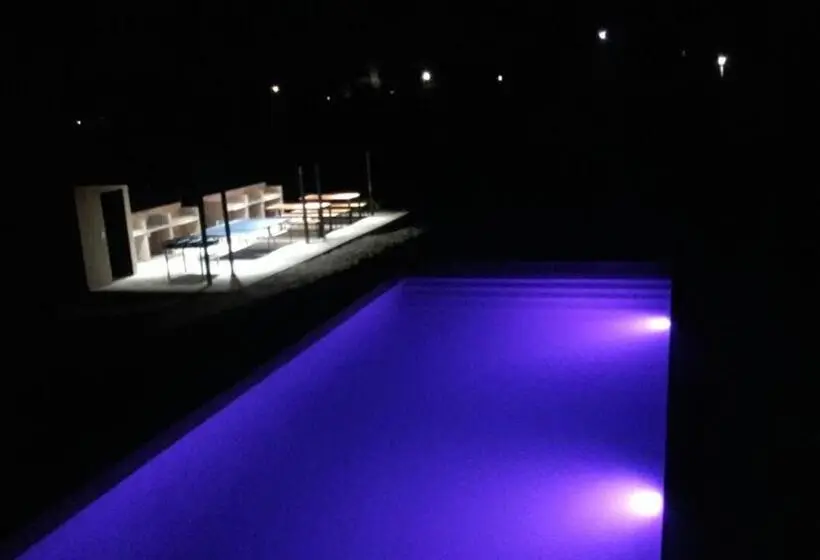 1 Bedroom Apartment Lake View, Complejo Joansa