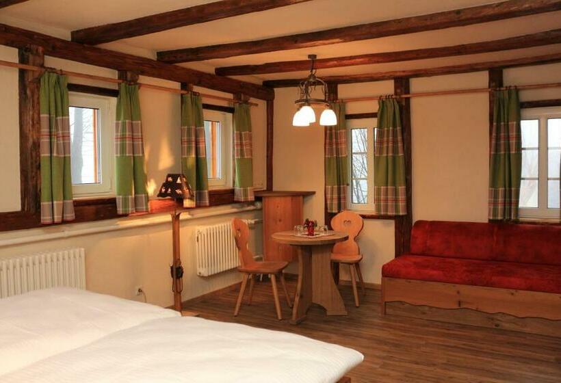 ファミリールーム, Wachbergbaude