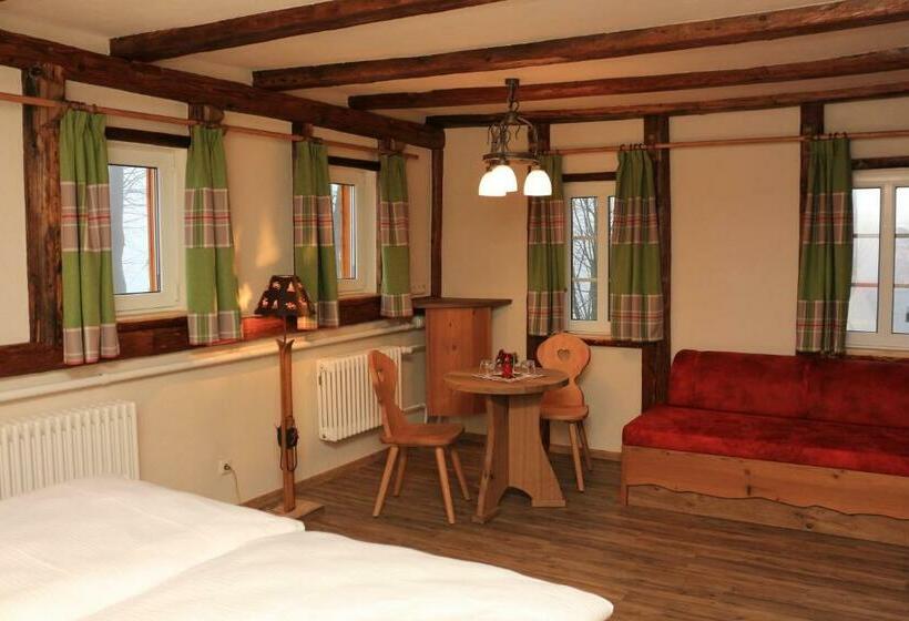 ファミリールーム, Wachbergbaude