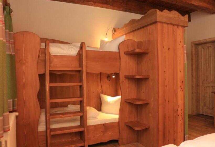 スタンダード４人部屋, Wachbergbaude