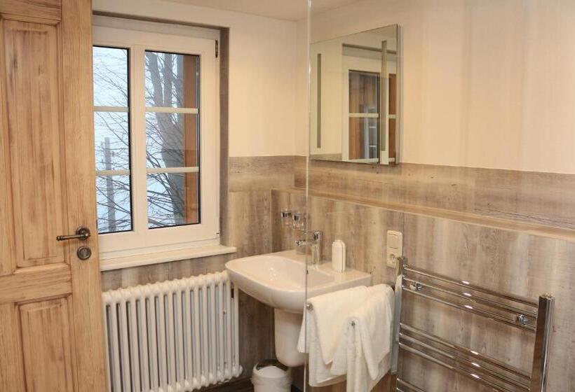 マウンテンビューファミリールーム, Wachbergbaude