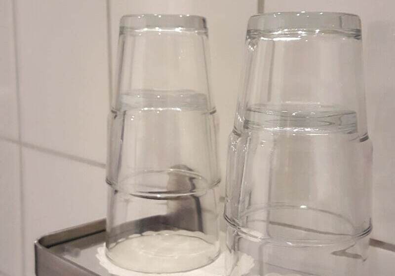 Номер Стандарт, Kroppefjäll B&b