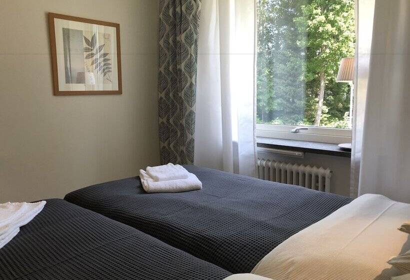 Номер Стандарт, Kroppefjäll B&b