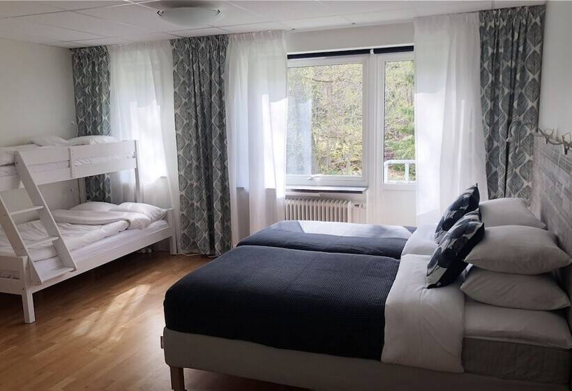 Семейный Номер, Kroppefjäll B&b