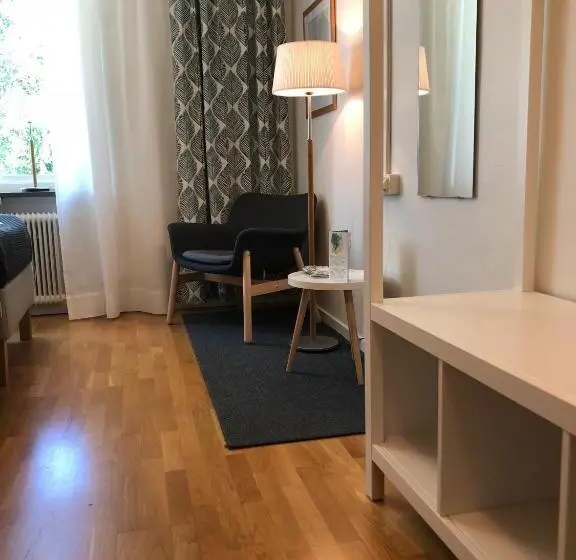 スタンダードルーム, Kroppefjäll B&b