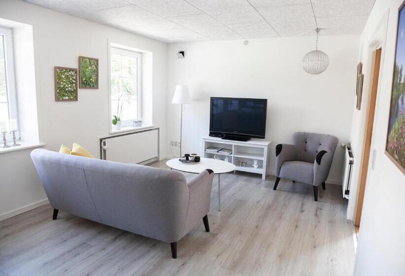 וילה בת 3 חדרי שינה, Like Home Holiday House