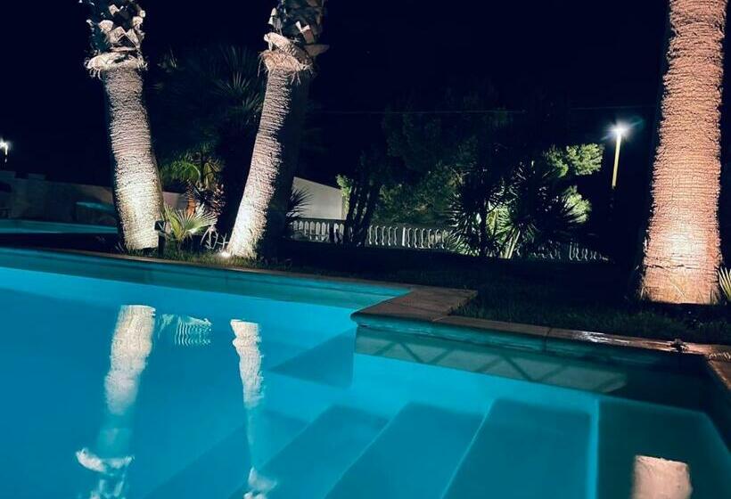 Апартаменты 1 Спальня Вид на Море, Manca Residence