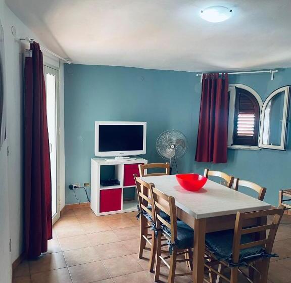 آپارتمان 1 خوابه با چشم‌انداز دریا, Manca Residence