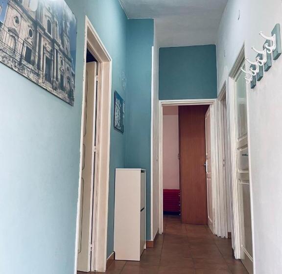 آپارتمان 1 خوابه با چشم‌انداز دریا, Manca Residence
