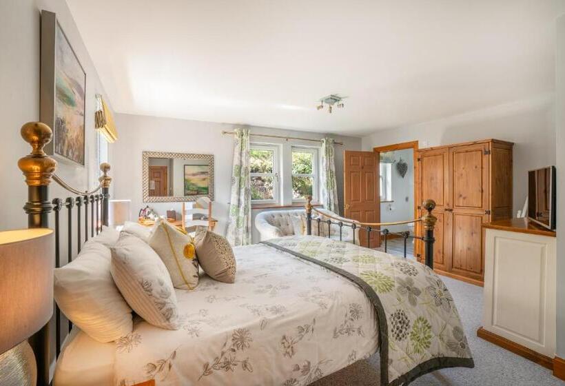 غرفة قياسية سرير كينج, Killoran House