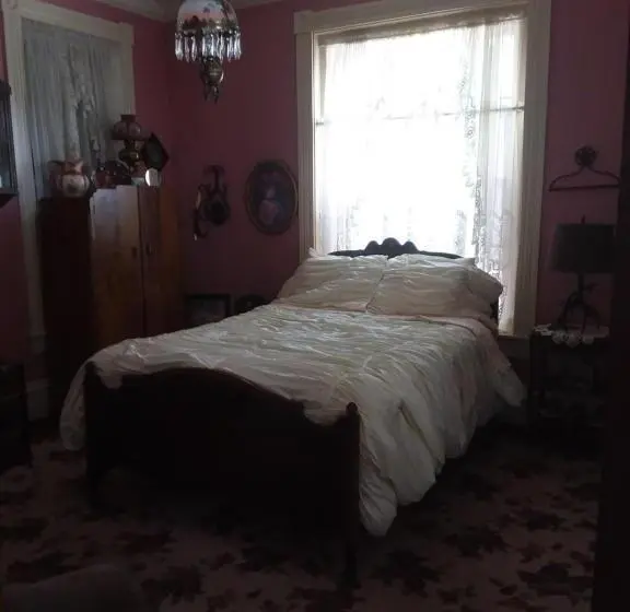 バス共有のスタンダードルーム, The Mays Place Bed And Breakfast