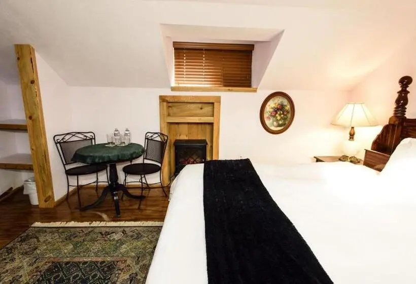デラックスルーム, Trail City Bed & Breakfast