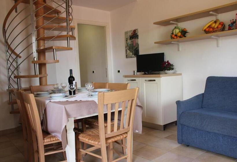 דירת חדר, Aba Village Rta