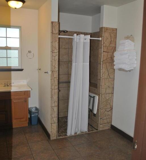 Apartament Rodzinny, Aspen Inn