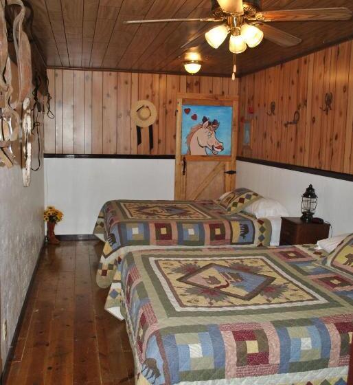 Bungalow Rodzinny, Aspen Inn