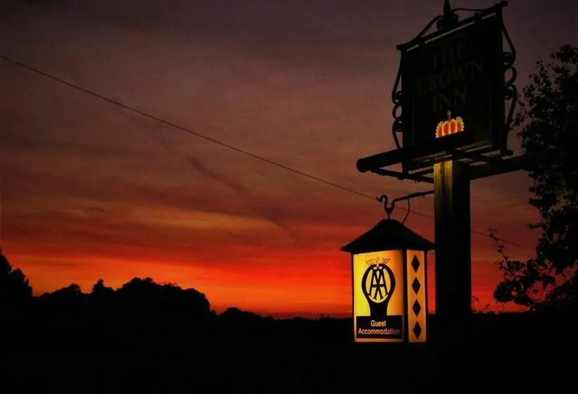 ファミリールーム, The Crown Inn